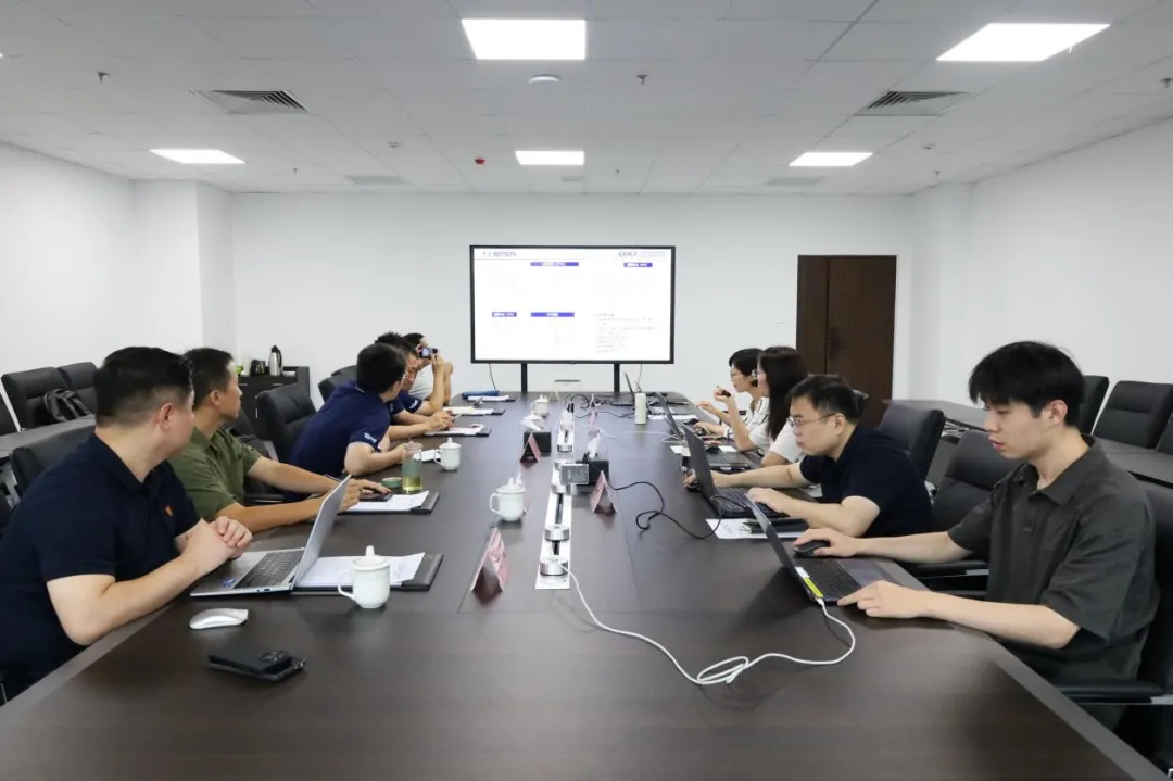 YOCSEF保定参观调研中国信通院人工智能数据处理和质量测评中心